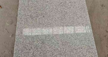 汕尾芝麻白光面毛板