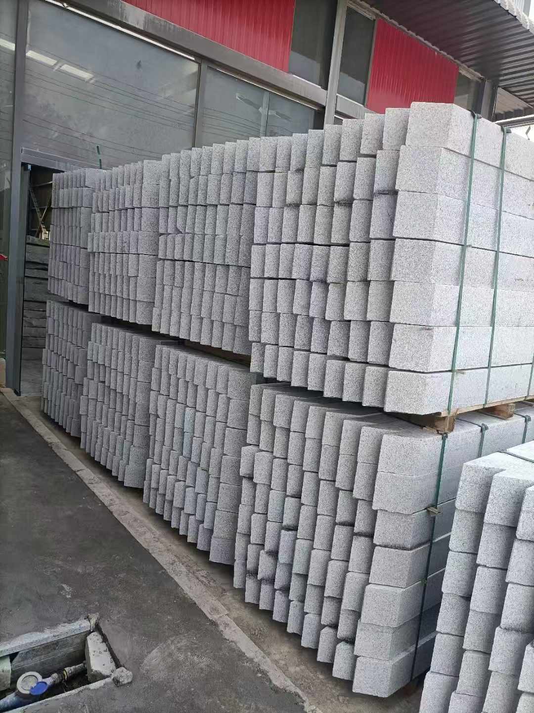 汕尾芝麻白树围石 树池