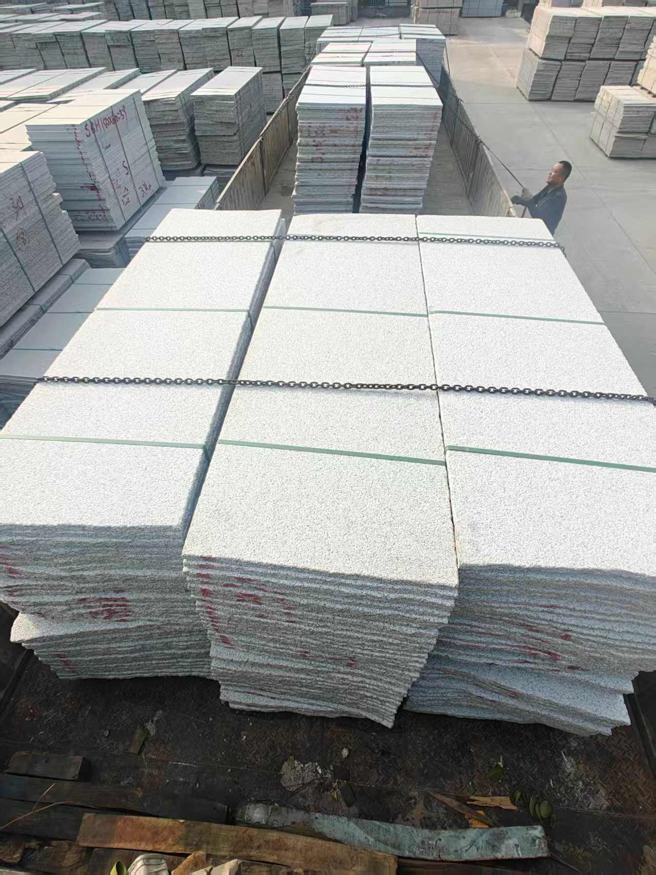 汕尾芝麻白毛板，石材毛板