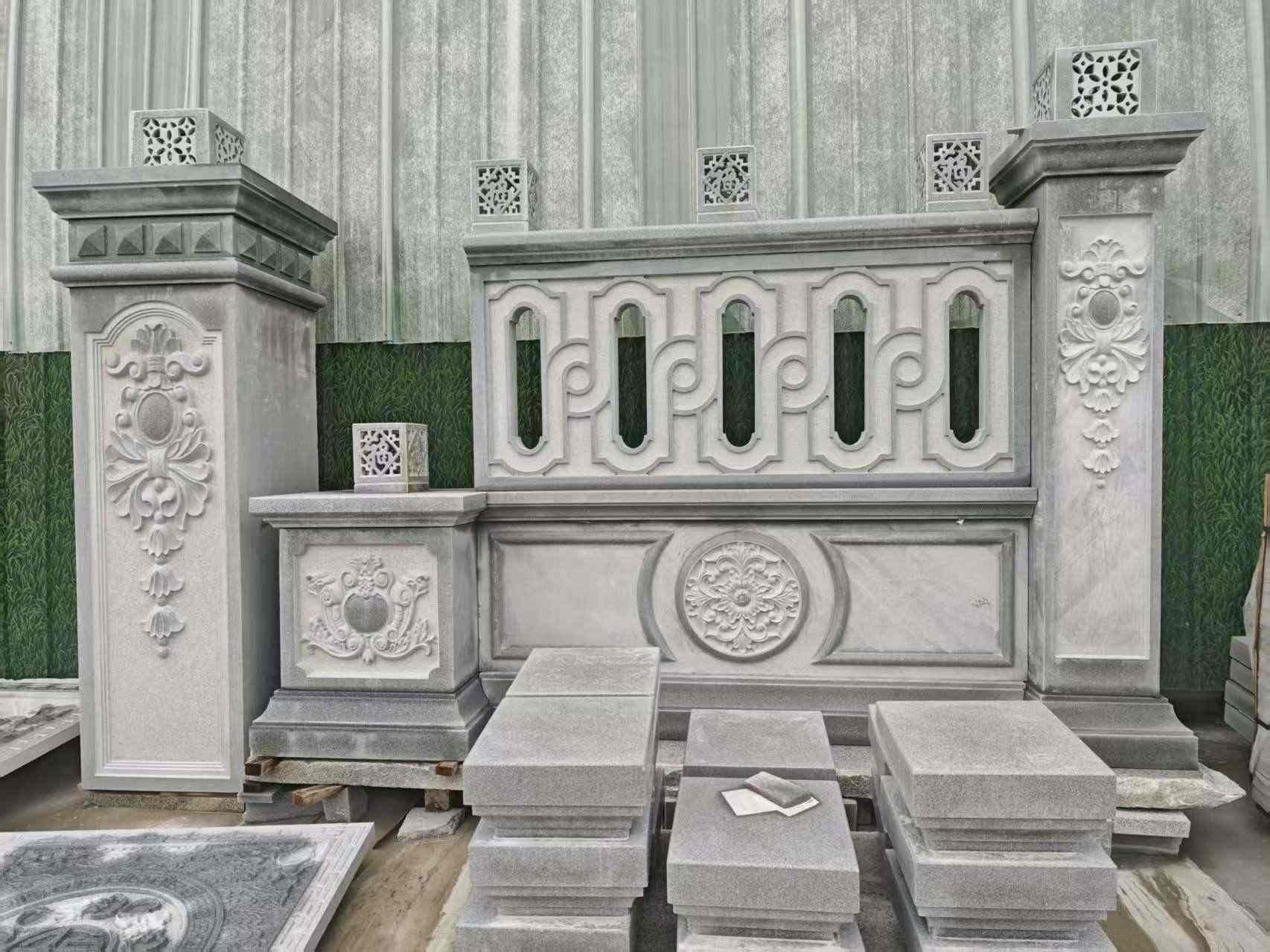 汕尾芝麻灰异形别墅门头